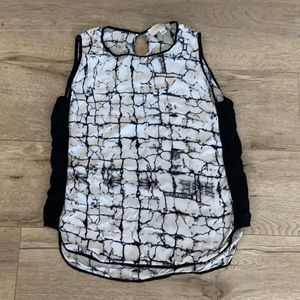 Olive & Oak marble blouse